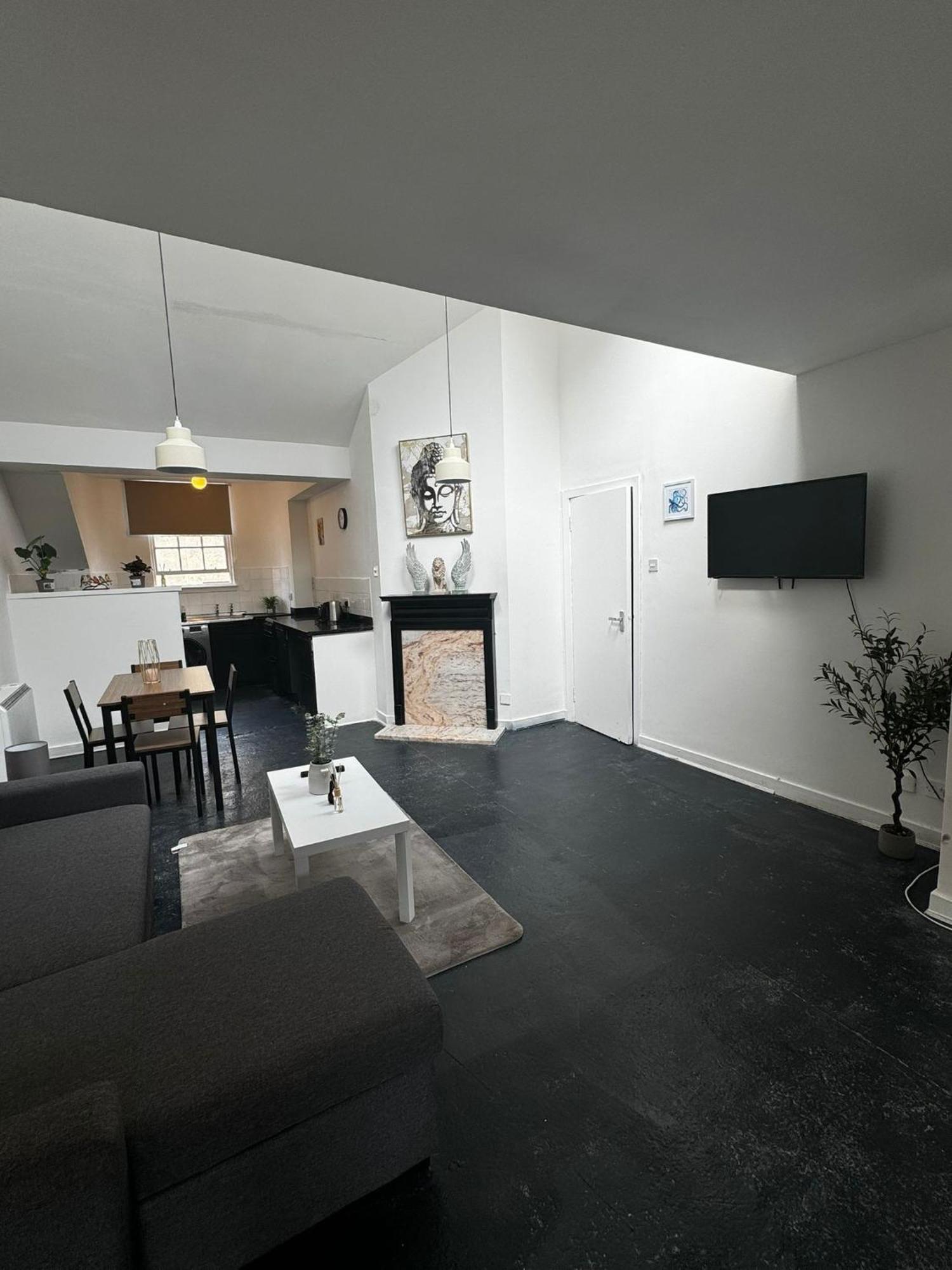Victoria Street View Flat In Edinburgh Eb10 Apartment ภายนอก รูปภาพ